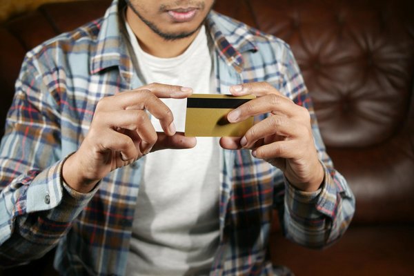 Suivez le prix de l'or en temps réel et investissez intelligemment